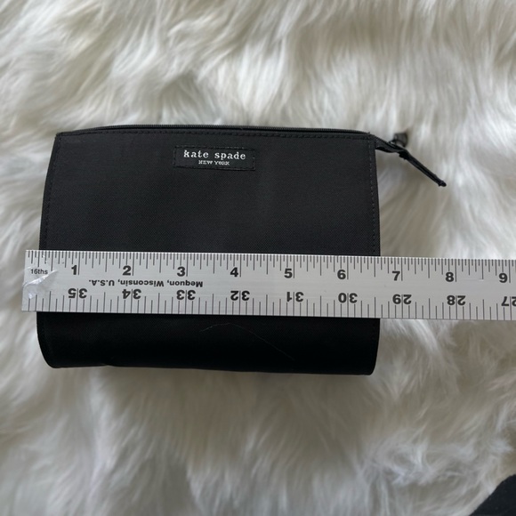 Kate spade ♠️ Nylon cosmetics pouch EUC color black - Picture 5 of 6